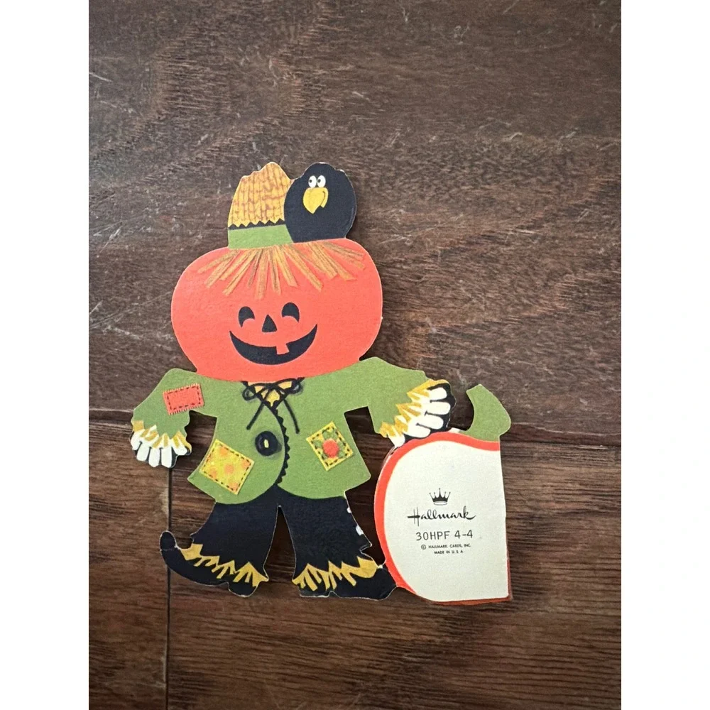Vintage Hallmark Halloween Scarecrow Die Cut Card 3D Honeycomb Pumpkin 30HPF 4-4